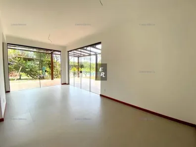 Casa de Condomínio com 2 Quartos à venda, 136m² no Praia do Forte, Mata de São João