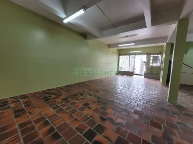 Ponto Comercial para alugar, 145m² no Nossa Senhora de Lourdes, Caxias do Sul
