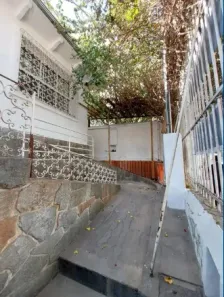 Casa com 3 Quartos para alugar, 180m² no Serra, Belo Horizonte