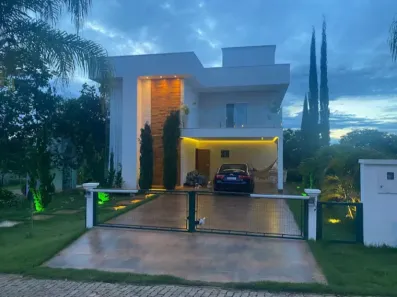 Fazenda/Sítio com 3 Quartos para venda ou aluguel, 300m² no Jardim Petrópolis, Goiânia