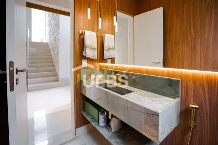 Casa de Condomínio com 3 Quartos à venda, 263m² no Jardins Valência, Goiânia