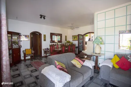Fazenda/Sítio com 6 Quartos à venda, 400m² no Porto da Roça II (Bacaxá), Saquarema
