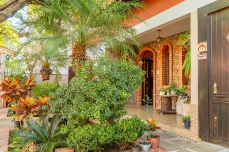 Sobrado com 4 Quartos à venda, 285m² no Vila Imbui, Cachoeirinha