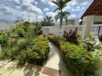 Casa de Condomínio com 6 Quartos à venda, 300m² no Compensa, Manaus