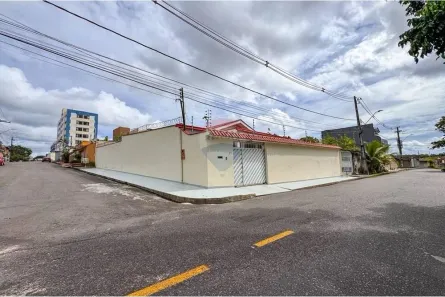 Casa com 3 Quartos à venda, 207m² no Parque 10 de Novembro, Manaus