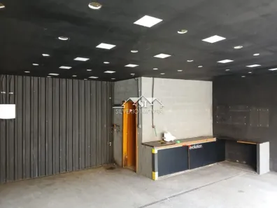 Ponto Comercial para alugar, 49m² no Roseiral, Petrópolis