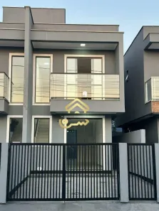 Sobrado com 2 Quartos para alugar, 80m² no Carianos, Florianópolis