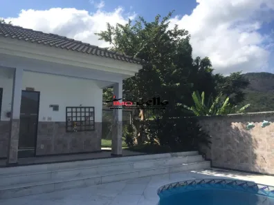 Casa de Condomínio com 3 Quartos para venda ou aluguel, 400m² no Freguesia (Jacarepaguá), Rio de Janeiro