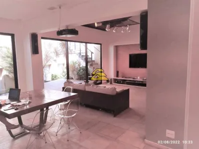Casa com 4 Quartos para alugar, 276m² no Laranjeiras, Rio de Janeiro