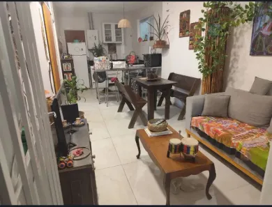 Casa com 2 Quartos para alugar, 50m² no Laranjeiras, Rio de Janeiro