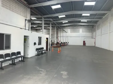Galpão/Depósito/Armazém para alugar, 700m² no Porto Seco Pirajá, Salvador