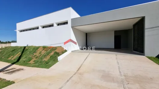Casa de Condomínio com 3 Quartos à venda, 214m² no Residencial Villa de León, Piratininga