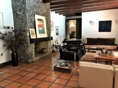 Fazenda/Sítio com 3 Quartos para venda ou aluguel, 2400m² no Chácara São João, Carapicuíba