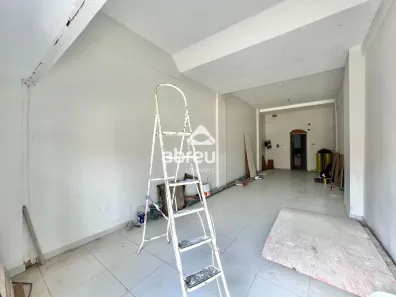Ponto Comercial para alugar, 25m² no Alecrim, Natal