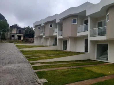 Casa com 2 Quartos para alugar, 85m² no XV de Novembro, Araruama