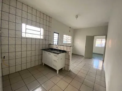 Casa com 5 Quartos à venda, 200m² no Vila Santana, Araraquara