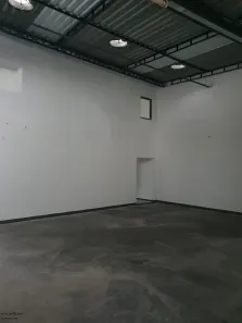 Galpão/Depósito/Armazém à venda, 700m² no Taquara, Rio de Janeiro