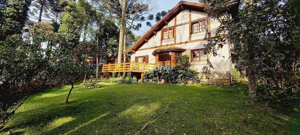 Casa com 4 Quartos à venda, 220m² no Ipê Amarelo, Gramado