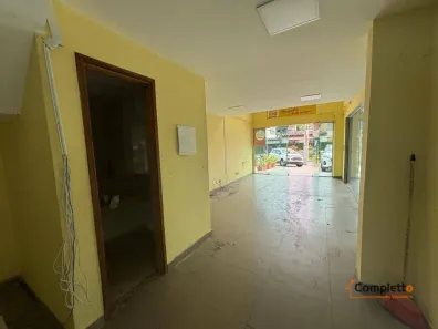 Ponto Comercial para alugar, 60m² no Taquara, Rio de Janeiro