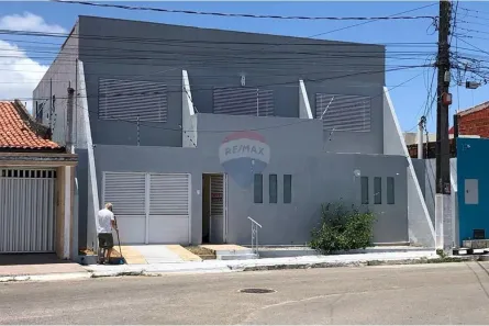 Imóvel Comercial com 3 Quartos para alugar, 240m² no Candelária, Natal