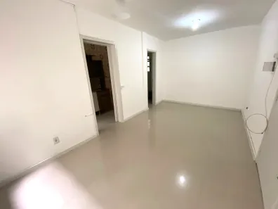 Kitnet com 1 Quarto para alugar, 30m² no Bom Fim, Porto Alegre