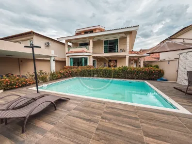 Casa de Condomínio com 5 Quartos à venda, 450m² no Aleixo, Manaus