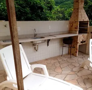 Casa com 2 Quartos para alugar, 200m² no Pedro do Rio, Petrópolis