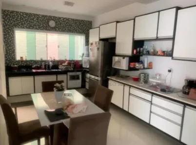 Sobrado com 3 Quartos à venda, 250m² no Parque Ortolândia, Hortolândia