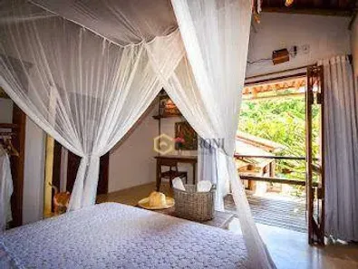 Casa com 4 Quartos à venda, 220m² no , Porto Seguro