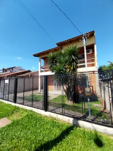 Sobrado com 4 Quartos à venda, 200m² no Parque 35, Guaíba