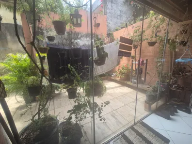 Casa com 3 Quartos para alugar, 150m² no Santo Antônio, Manaus