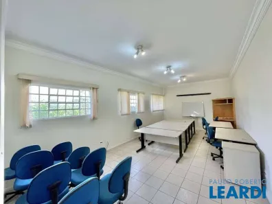 Ponto Comercial à venda, 229m² no Granja Viana II, Cotia