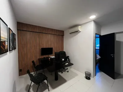 Sala Comercial com 1 Quarto para venda ou aluguel, 36m² no Candelária, Natal