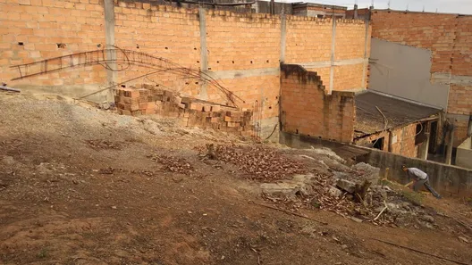 Lote/Terreno à venda, 360m² no Diamante (Barreiro), Belo Horizonte