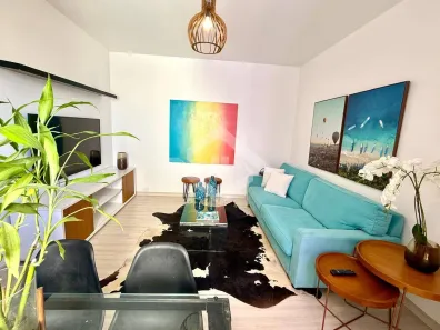 Apartamento com 2 Quartos para alugar, 75m² no Copacabana, Rio de Janeiro
