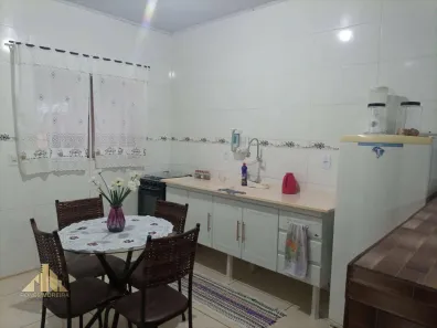 Casa com 3 Quartos à venda, 250m² no Núcleo Rural Hortigranjeiro de Santa Maria, Brasília