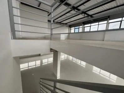 Sala Comercial para alugar, 305m² no Santa Efigênia, Belo Horizonte