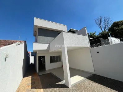 Sobrado com 3 Quartos para alugar, 132m² no Plano Diretor Sul, Palmas