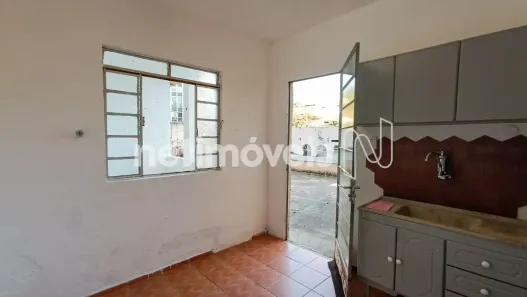 Casa com 1 Quarto para alugar, 20m² no Cruzeiro, Belo Horizonte
