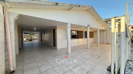 Casa com 3 Quartos à venda, 330m² no Solimar, Matinhos