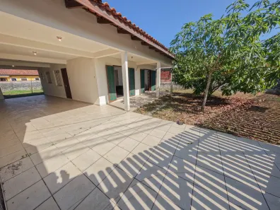 Casa com 3 Quartos à venda, 127m² no Bom Retiro, Matinhos
