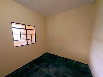 Casa com 2 Quartos para alugar, 60m² no Parque Duval de Barros (Parque Durval de Barros), Ibirité
