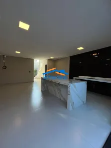 Sobrado com 3 Quartos à venda, 115m² no Alto de Santa Lúcia, Carapicuíba
