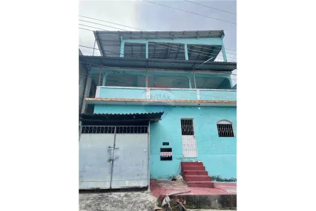 Casa com 6 Quartos à venda, 400m² no São Raimundo, Manaus