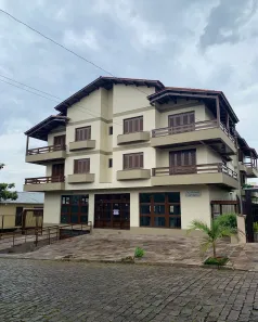 Apartamento com 3 Quartos para alugar, 130m² no Cruzeiro, Caxias do Sul