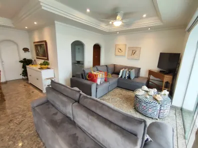 Apartamento com 4 Quartos para venda ou aluguel, 200m² no Pitangueiras, Guarujá