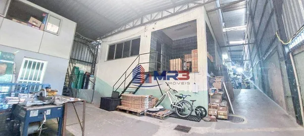 Galpão/Depósito/Armazém à venda, 480m² no Taquara, Rio de Janeiro