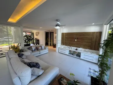 Casa de Condomínio com 4 Quartos à venda, 453m² no Itapuã, Salvador