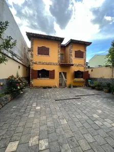 Casa de Condomínio com 4 Quartos para alugar, 267m² no Alvarez, Nova Iguaçu