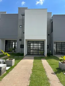 Casa de Condomínio com 2 Quartos para alugar, 70m² no Ponta Negra, Manaus
